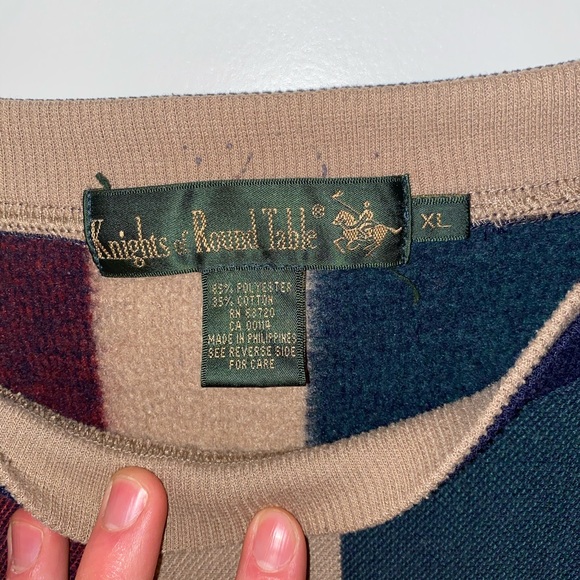 Vintage 90’s Knights of Round Table sweater - Picture 3 of 3